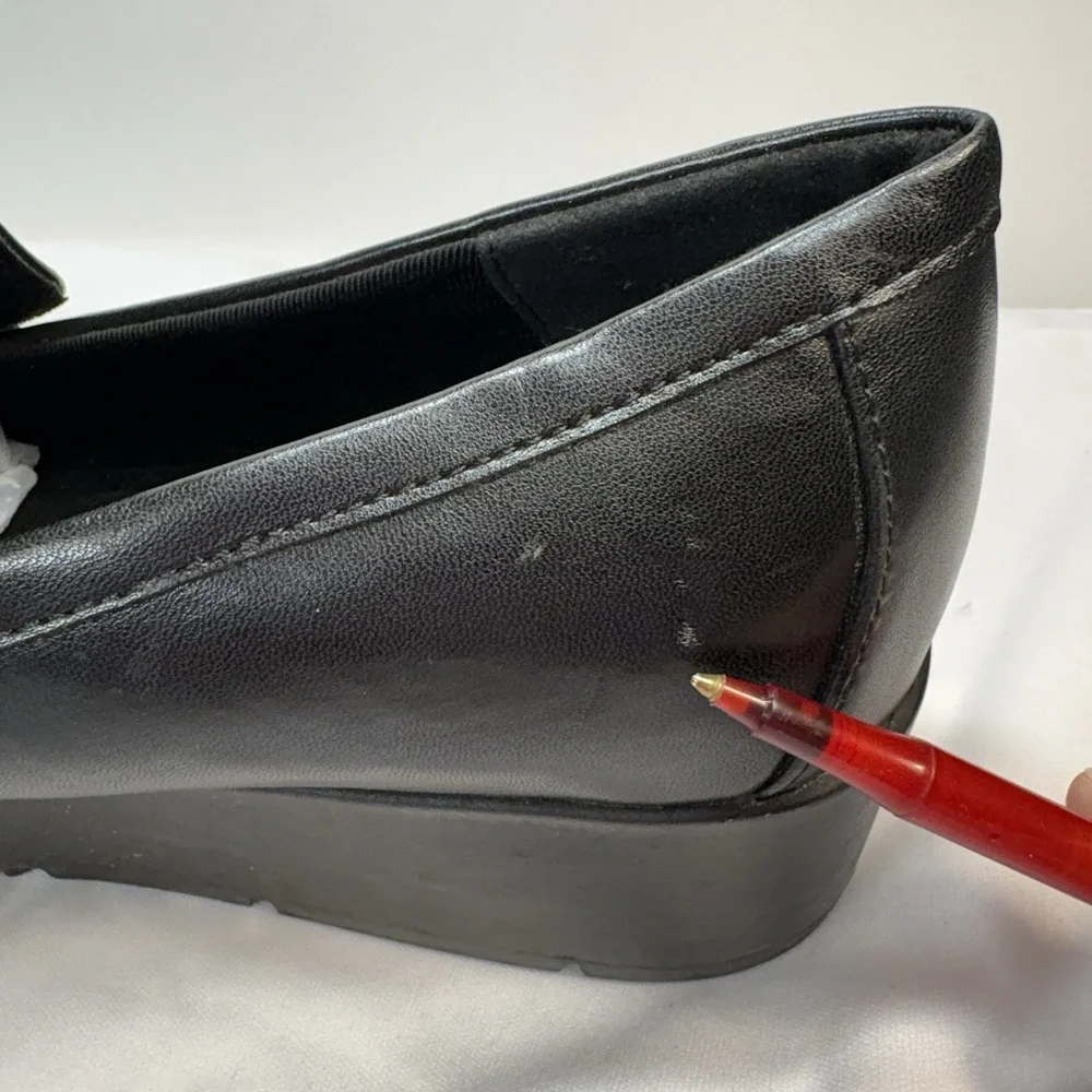 Anne Klein AKqamari Black Leather Loafers 10M‎ Wedge Heel Preppy Chic